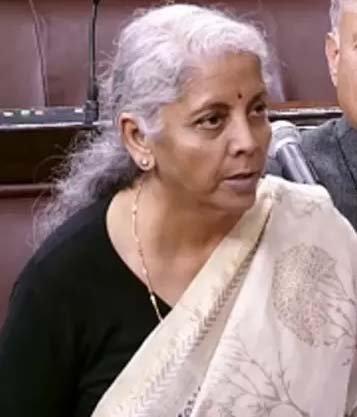 புகையிலை, பான் மசாலாவுக்கு புதிய வரி:  மசோதா தாக்கல் செய்தார் நிர்மலா சீதாராமன்